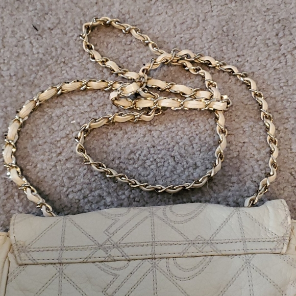 Bebe crossbody - Picture 3 of 6